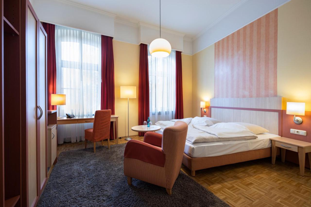 Economy Double Room,1328593292:JPEG